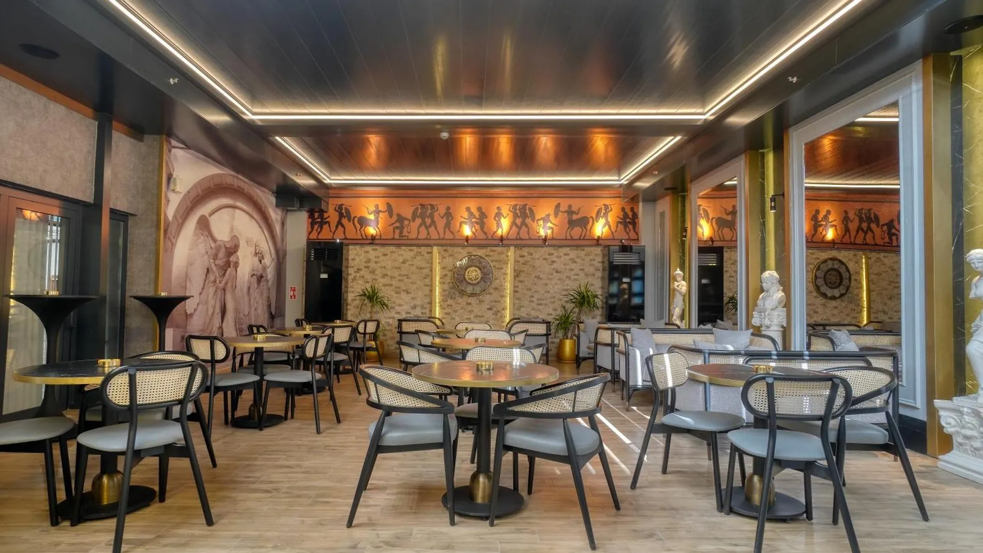Ibos Hotels Izmir 4*,